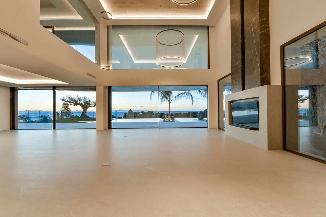 Iconic Contemporary Villa with Panoramic Sea Views