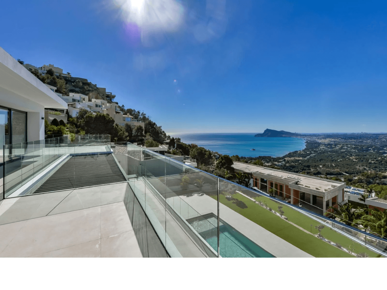 Luxury Villa in Altea Hills with Panoramic Mediterranean Views