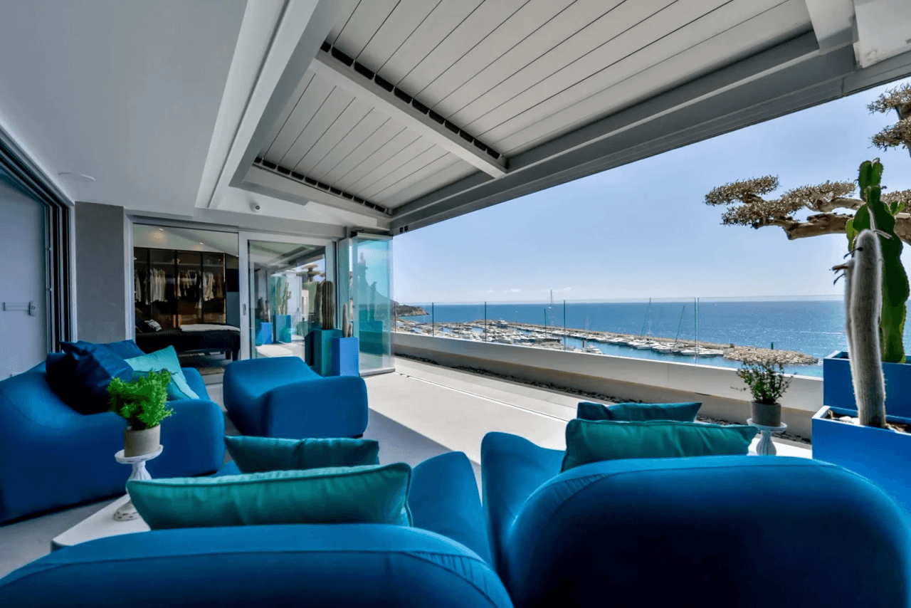 Exclusive Seafront Duplex in Mascarat, Altea