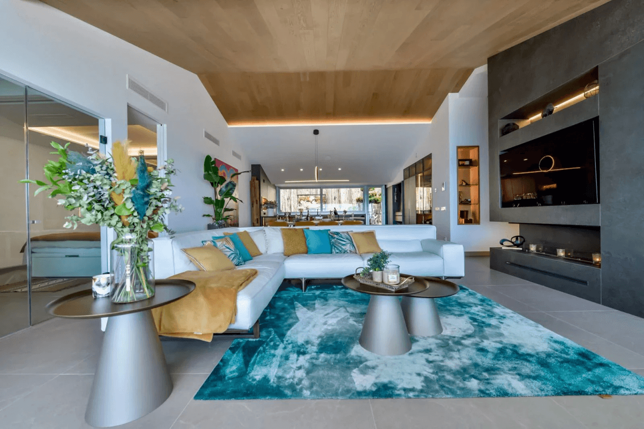 Exclusive Seafront Duplex in Mascarat, Altea