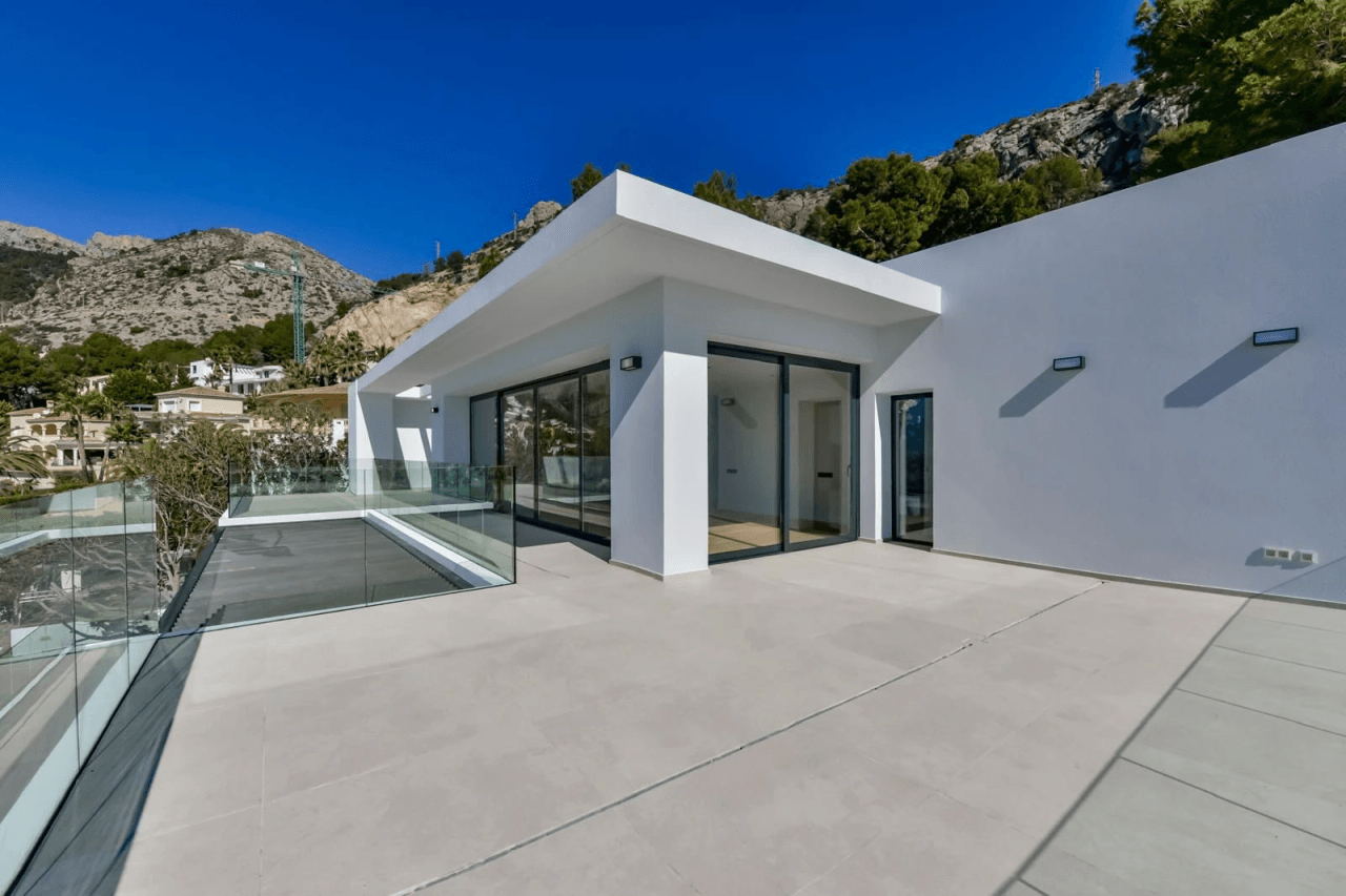 Luxury Villa in Altea Hills with Panoramic Mediterranean Views