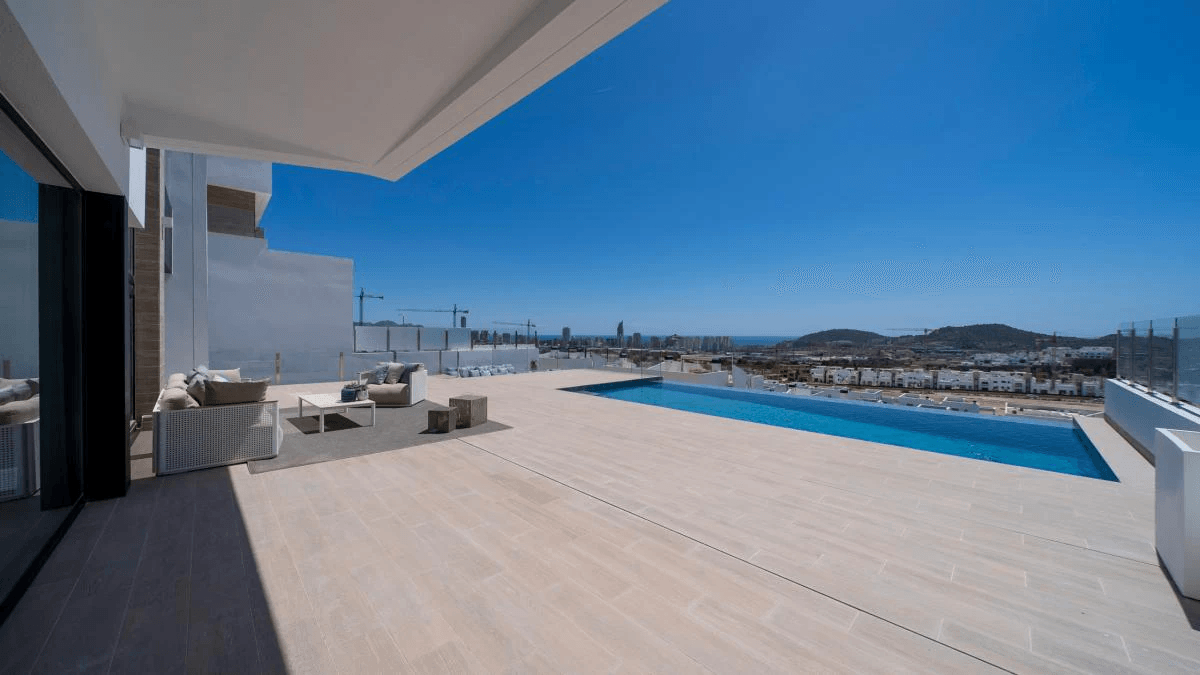Villa for sale in Finestrat