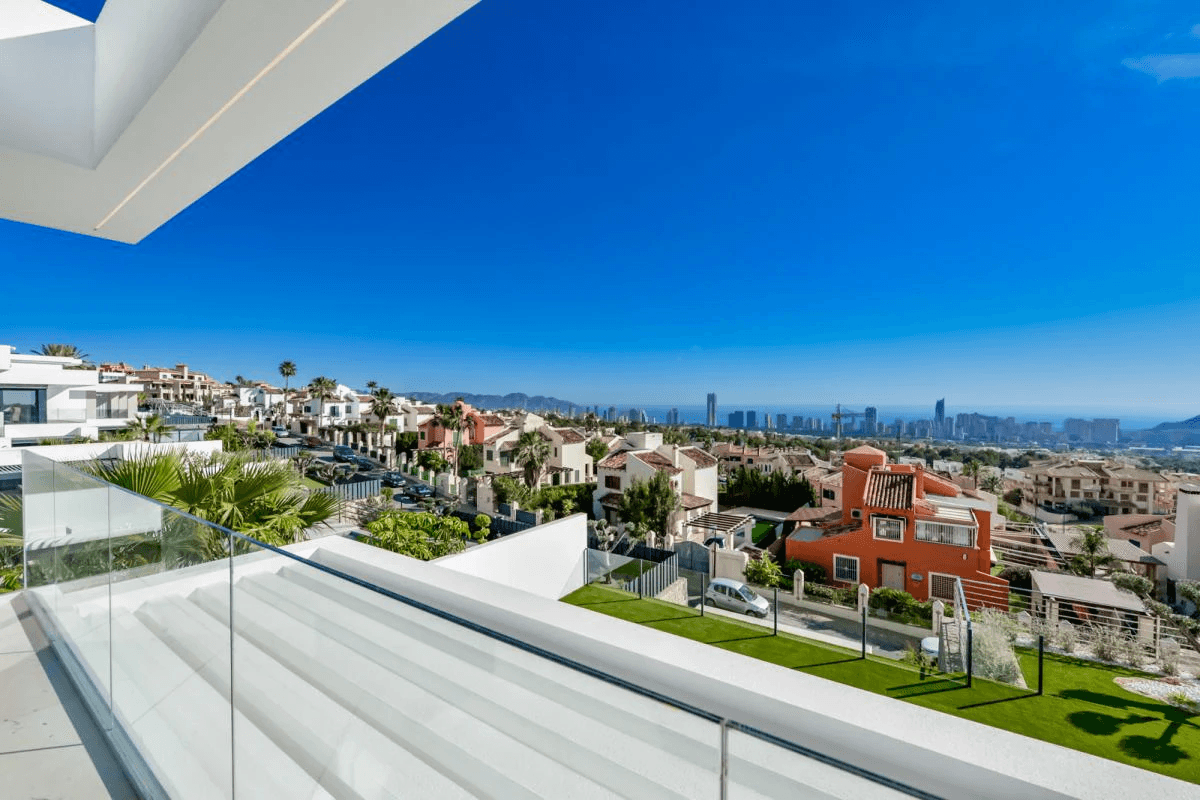Villa for sale in Finestrat