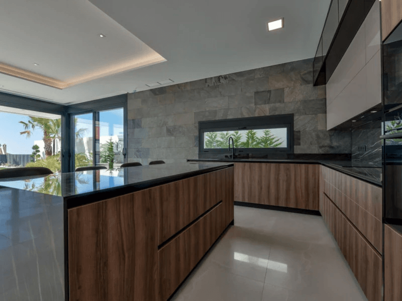 Villa for sale in Finestrat