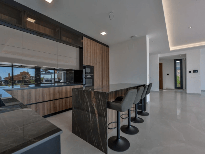 Villa for sale in Finestrat