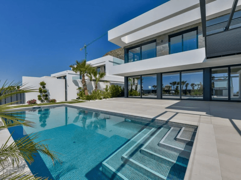 Villa for sale in Finestrat