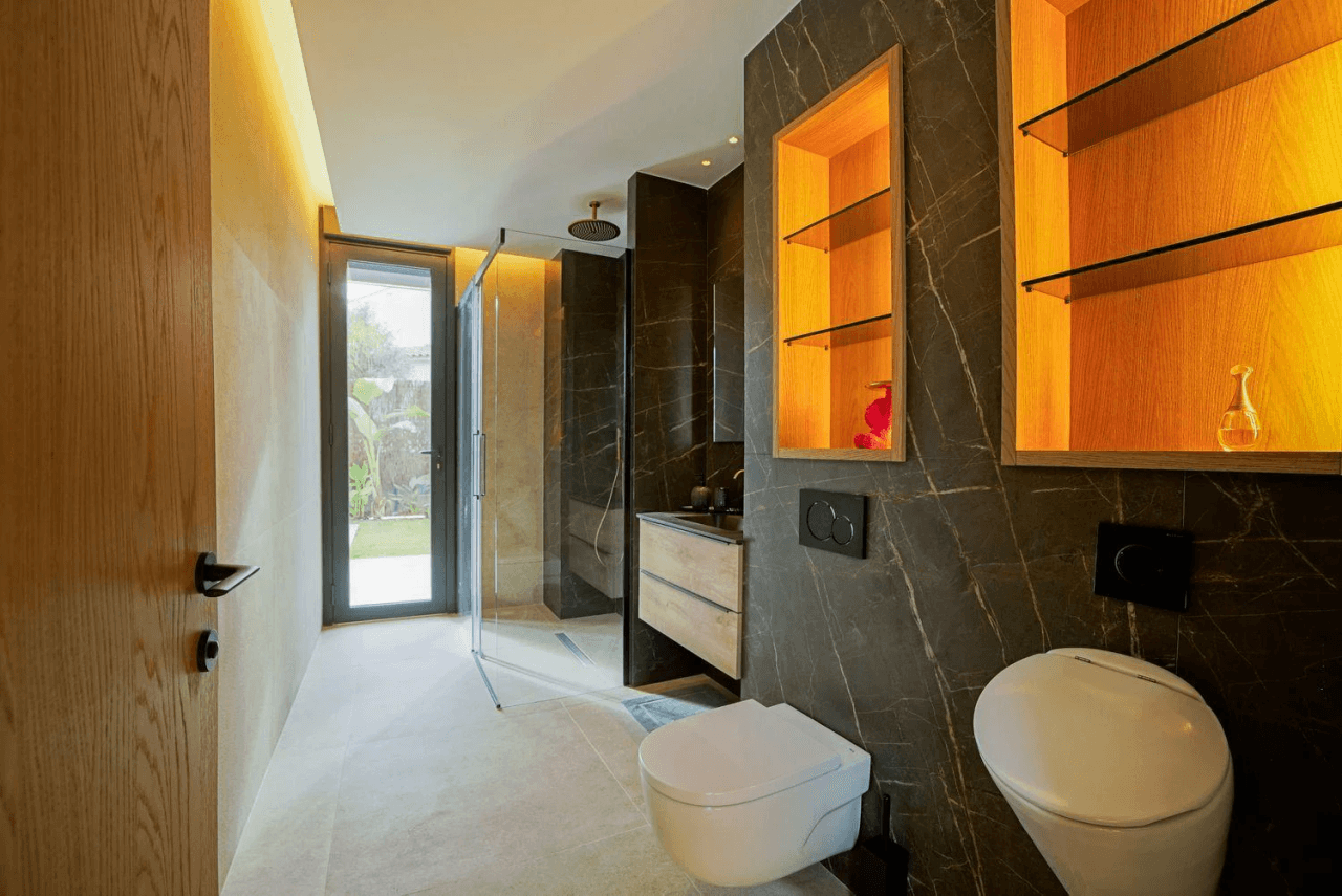 Impressive luxury villa in a minimalist style that combines luxury and comfort.