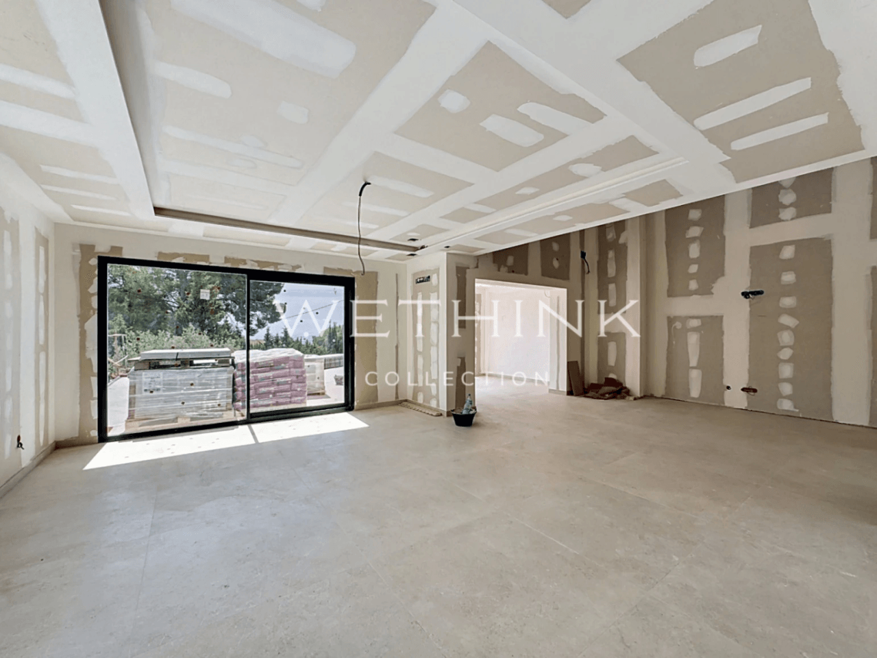 Elegant Villa with Guest Apartment by the Golf Course