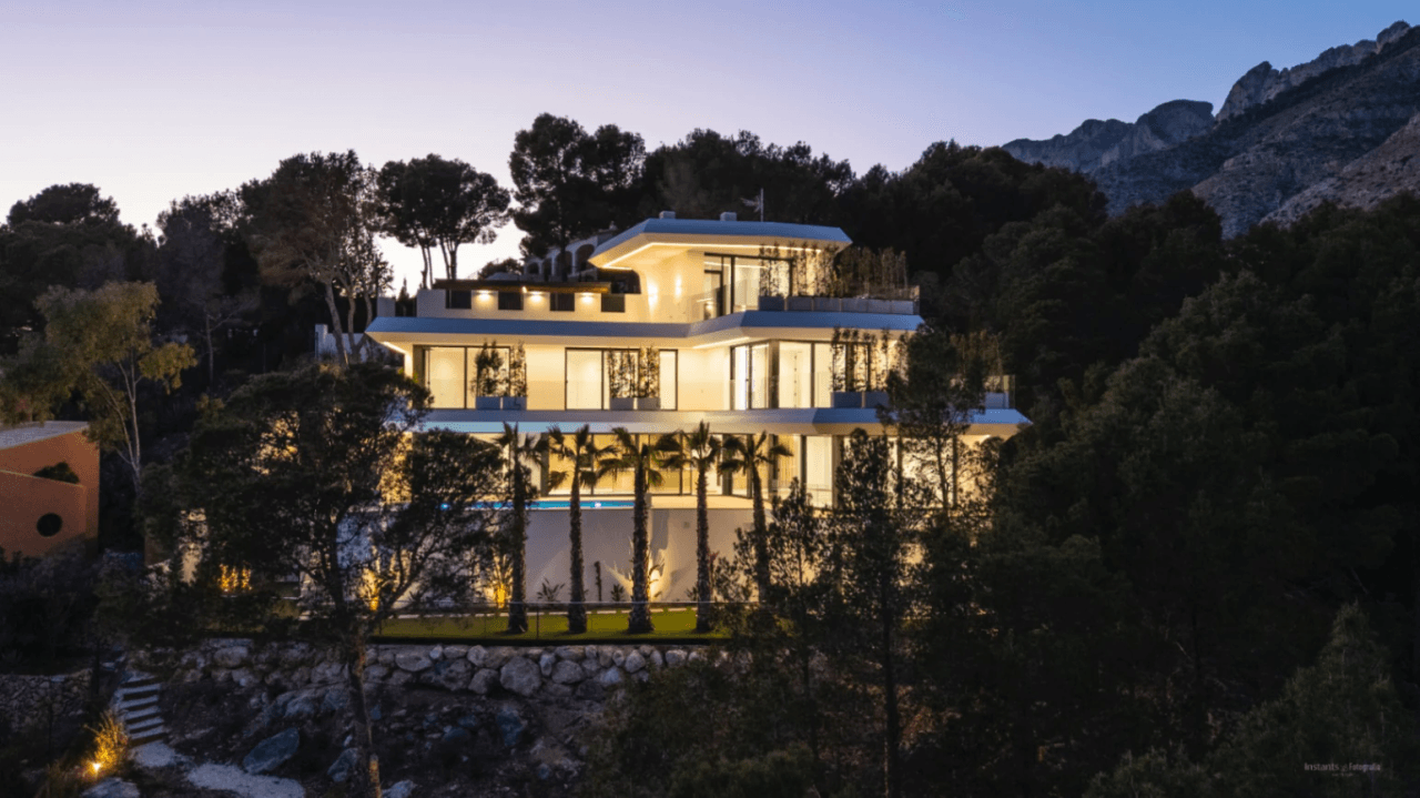 Moderne luksusvilla med havutsikt i Altea | Villa Hannya
