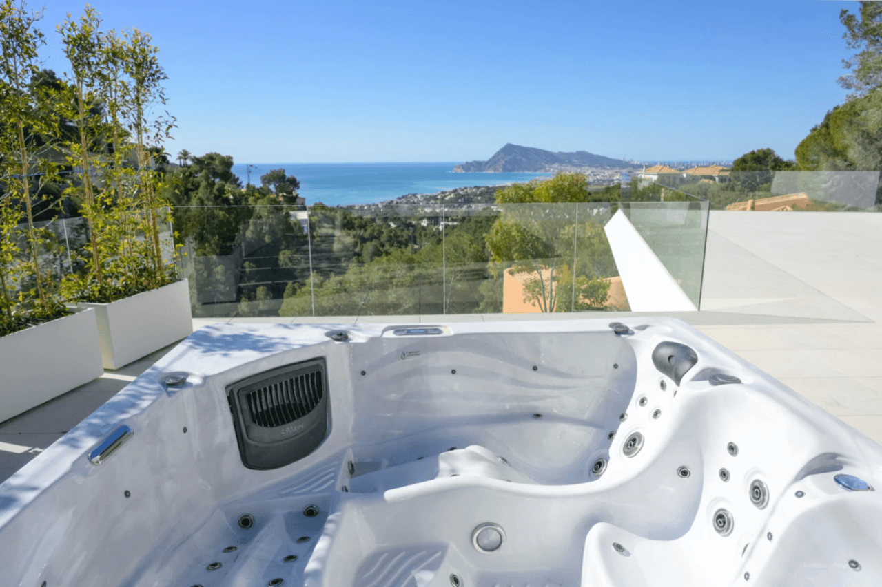 Moderne luksusvilla med havutsikt i Altea | Villa Hannya