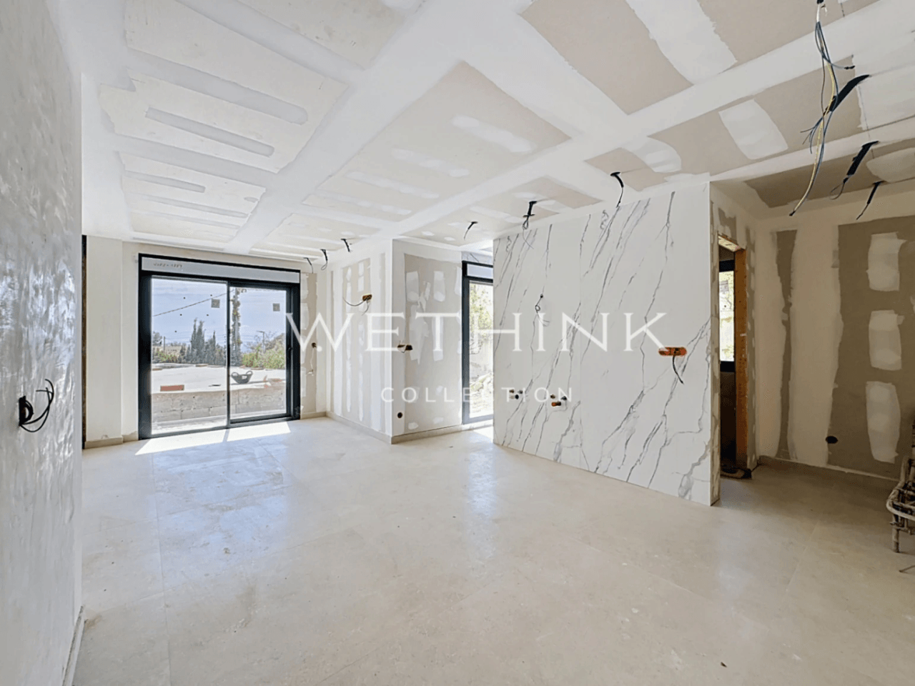 Elegant Villa with Guest Apartment by the Golf Course