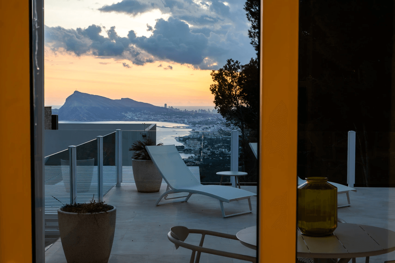 Villa Sa Roqueta – Contemporary Mediterranean Architecture in a Private Setting