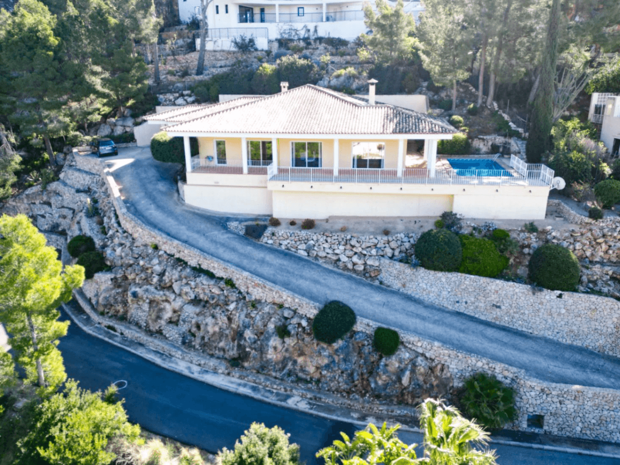 Single-Level Villa with Panoramic Sea Views for Sale in Altea La Vella