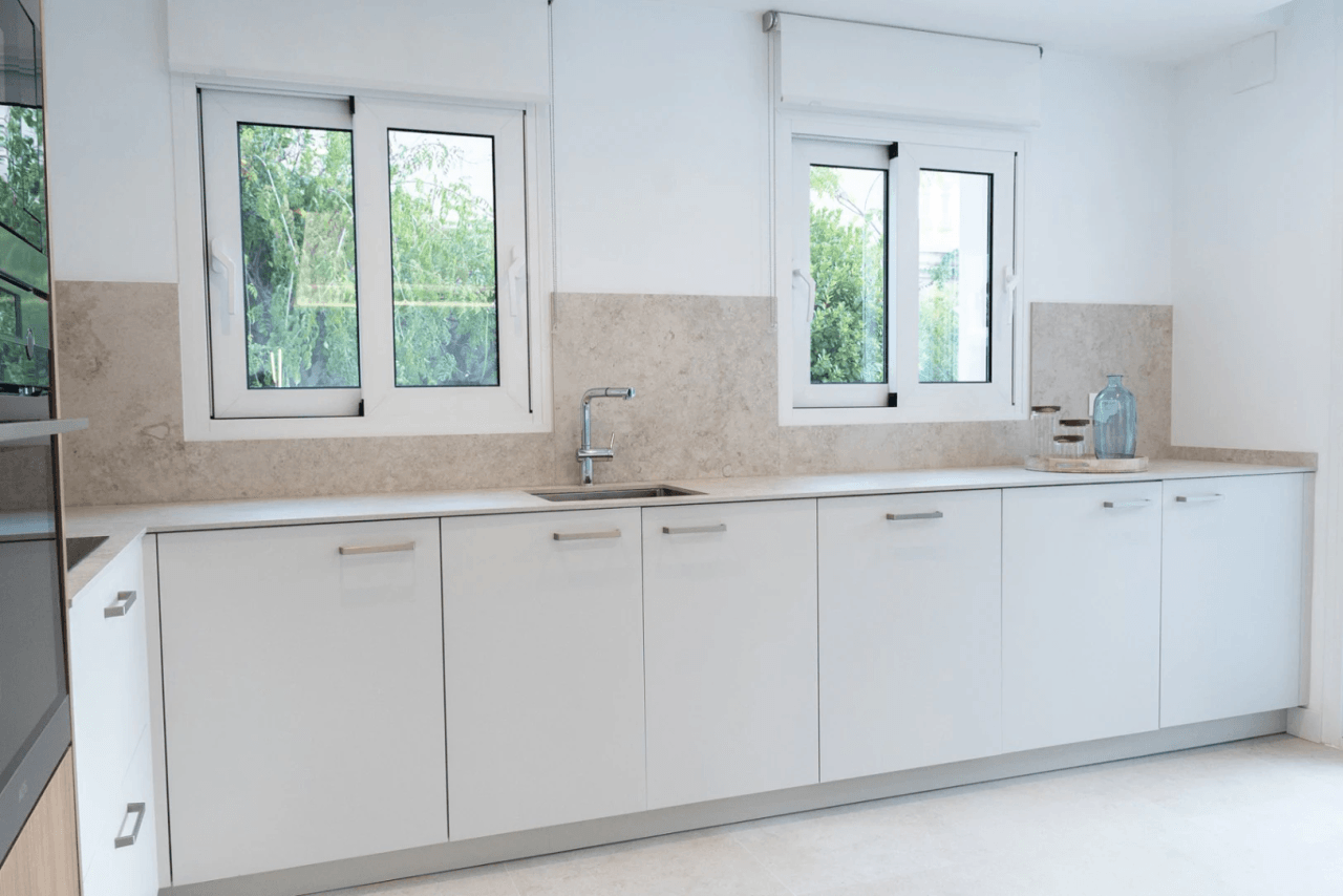 Villa Sa Roqueta – Contemporary Mediterranean Architecture in a Private Setting