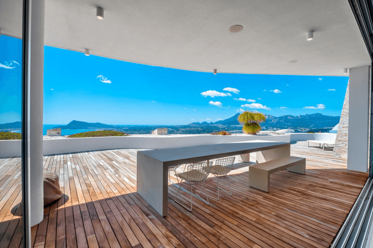 Luxury Penthouse with Panoramic Sea & Mountain Views on the Costa Blanca