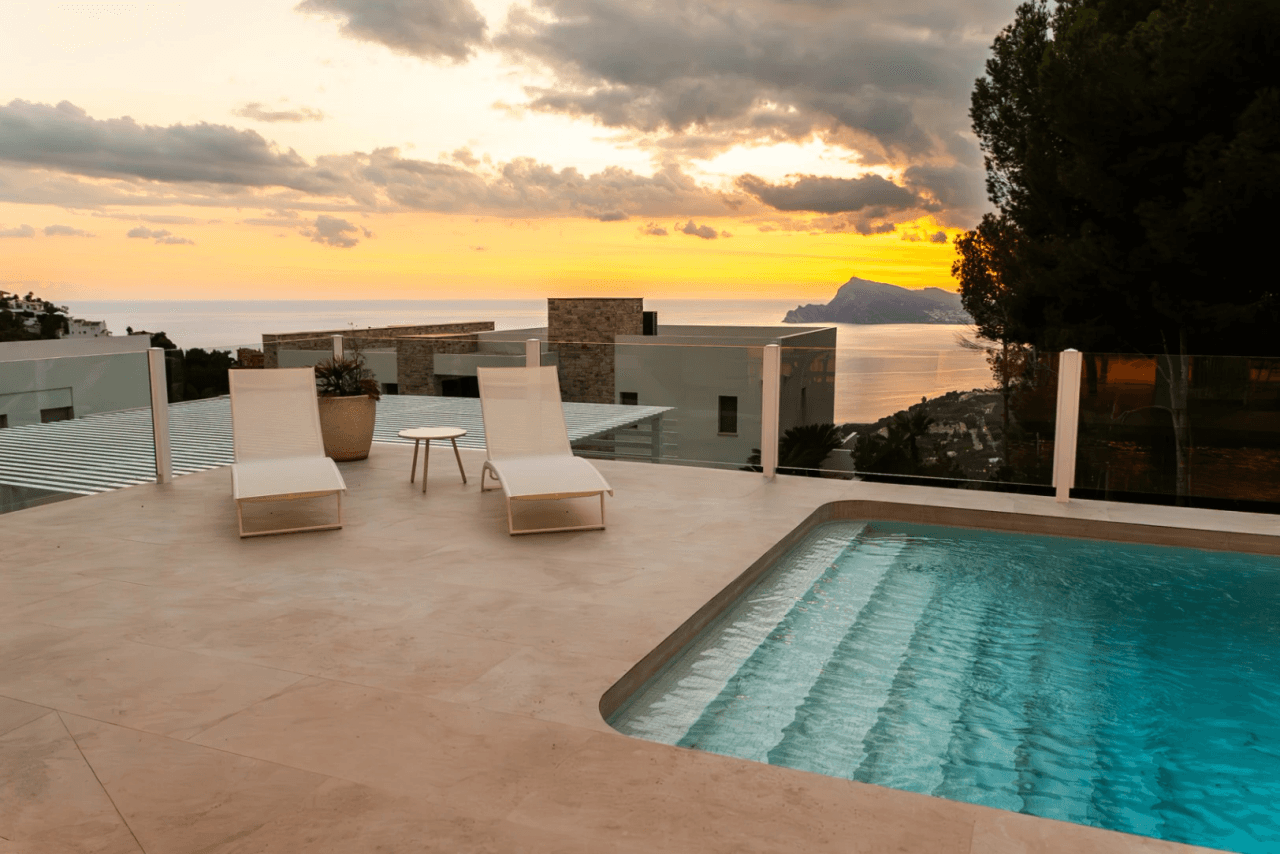 Villa Sa Roqueta – Moderne middelhavarkitektur i en privat setting