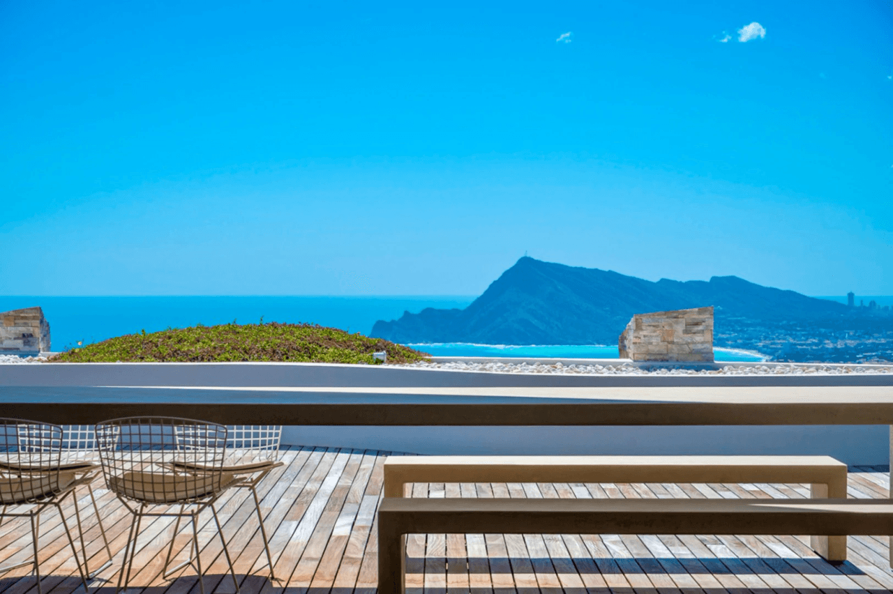 Luxury Penthouse with Panoramic Sea & Mountain Views on the Costa Blanca