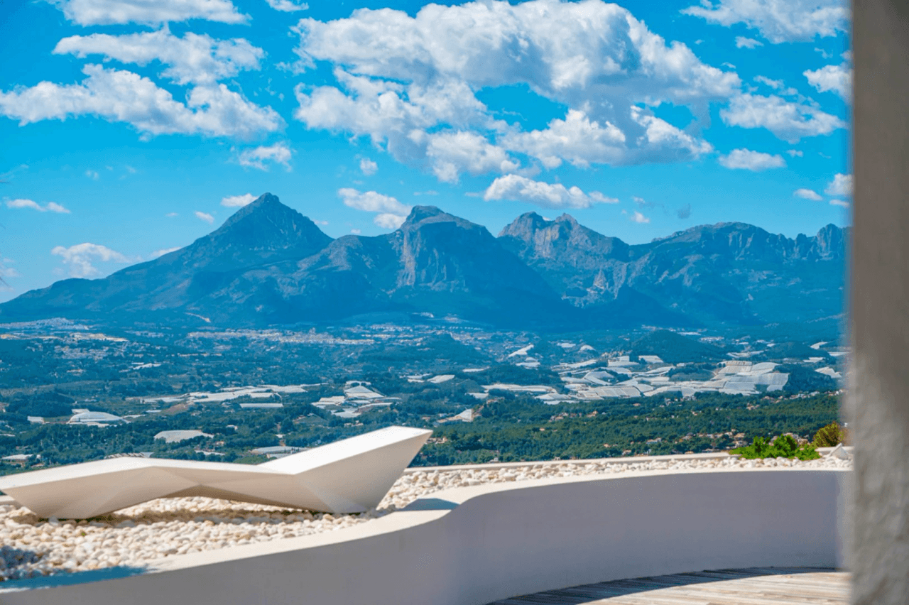 Luxury Penthouse with Panoramic Sea & Mountain Views on the Costa Blanca