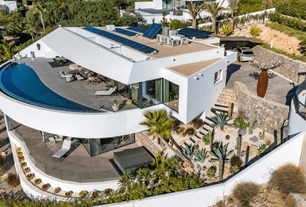Luksusowa willa rzeźbiarska z panoramicznymi widokami na Morze Śródziemne w Altea Sierra