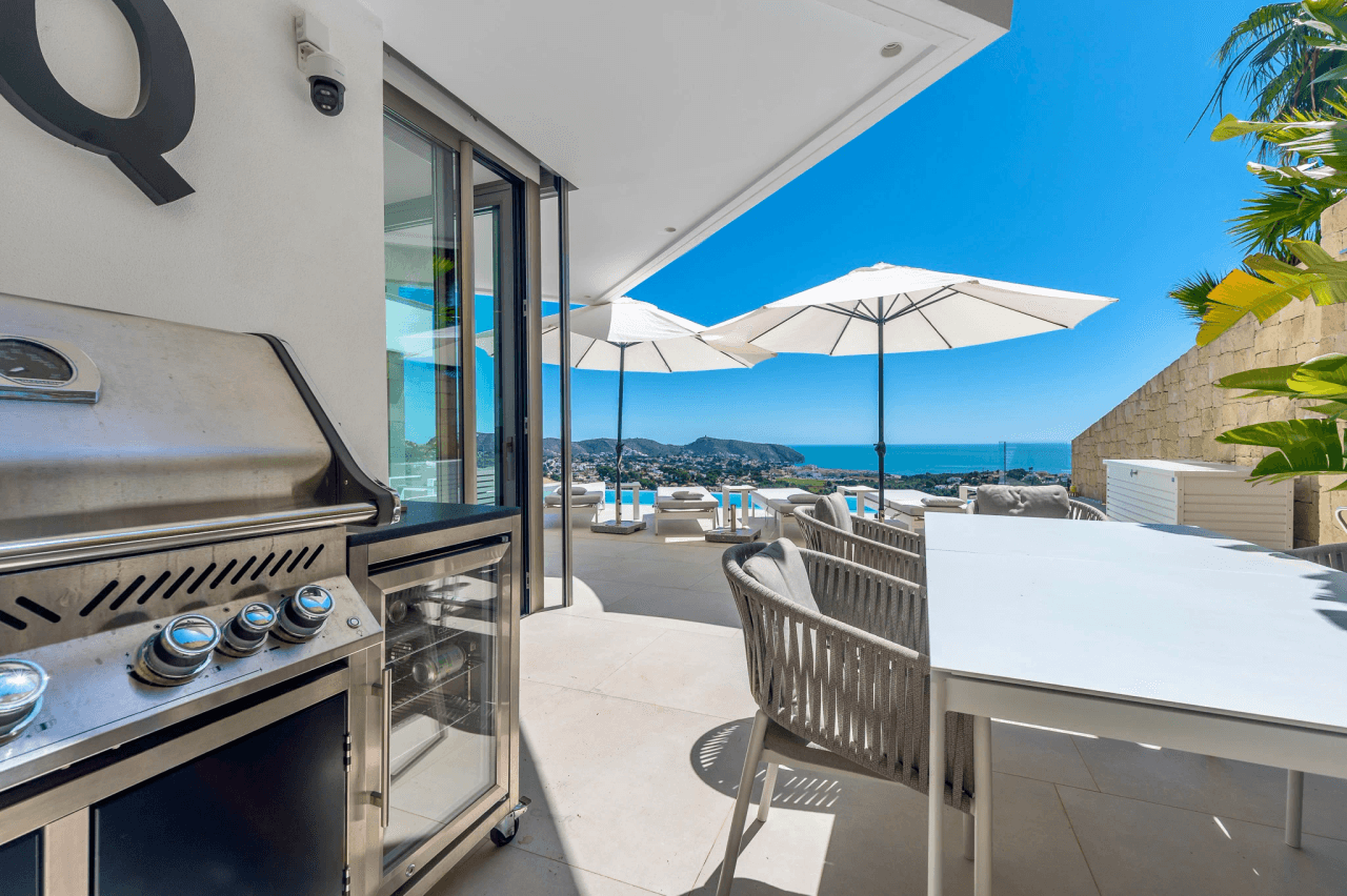Uitzonderlijke Luxe Villa in Moraira – Waar Design, Technologie en Zeezicht Samenkomen