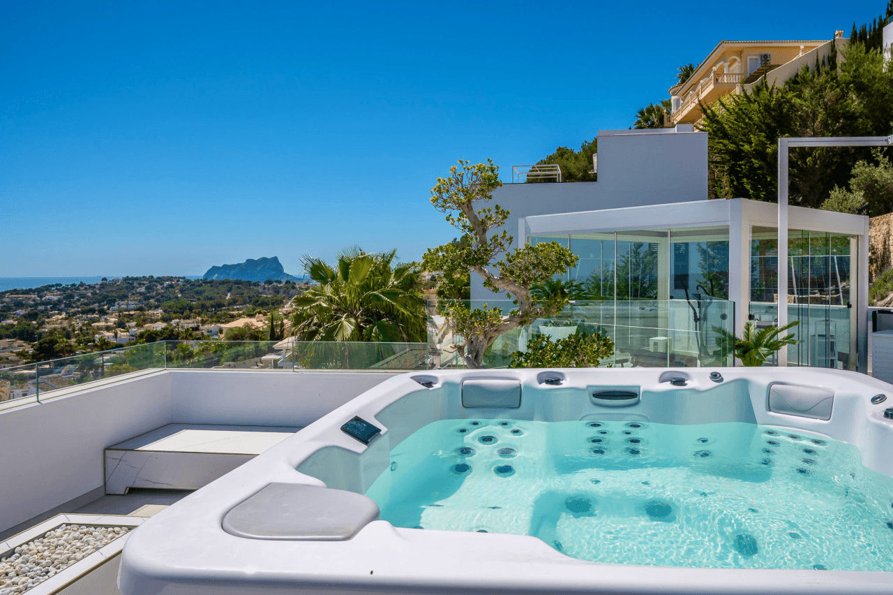 Uitzonderlijke Luxe Villa in Moraira – Waar Design, Technologie en Zeezicht Samenkomen
