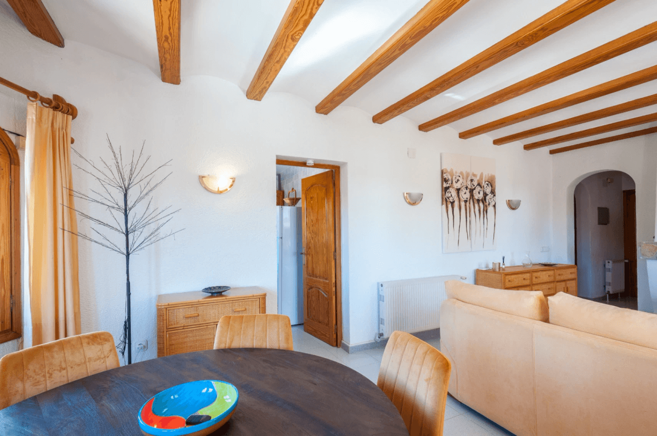 Mediterrane Villa mit Südwest-Ausrichtung in Benissa nahe dem San Jaime Golfclub.