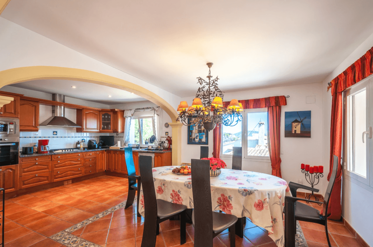 Villa in Benissa mit Meerblick und separatem Gästeapartment