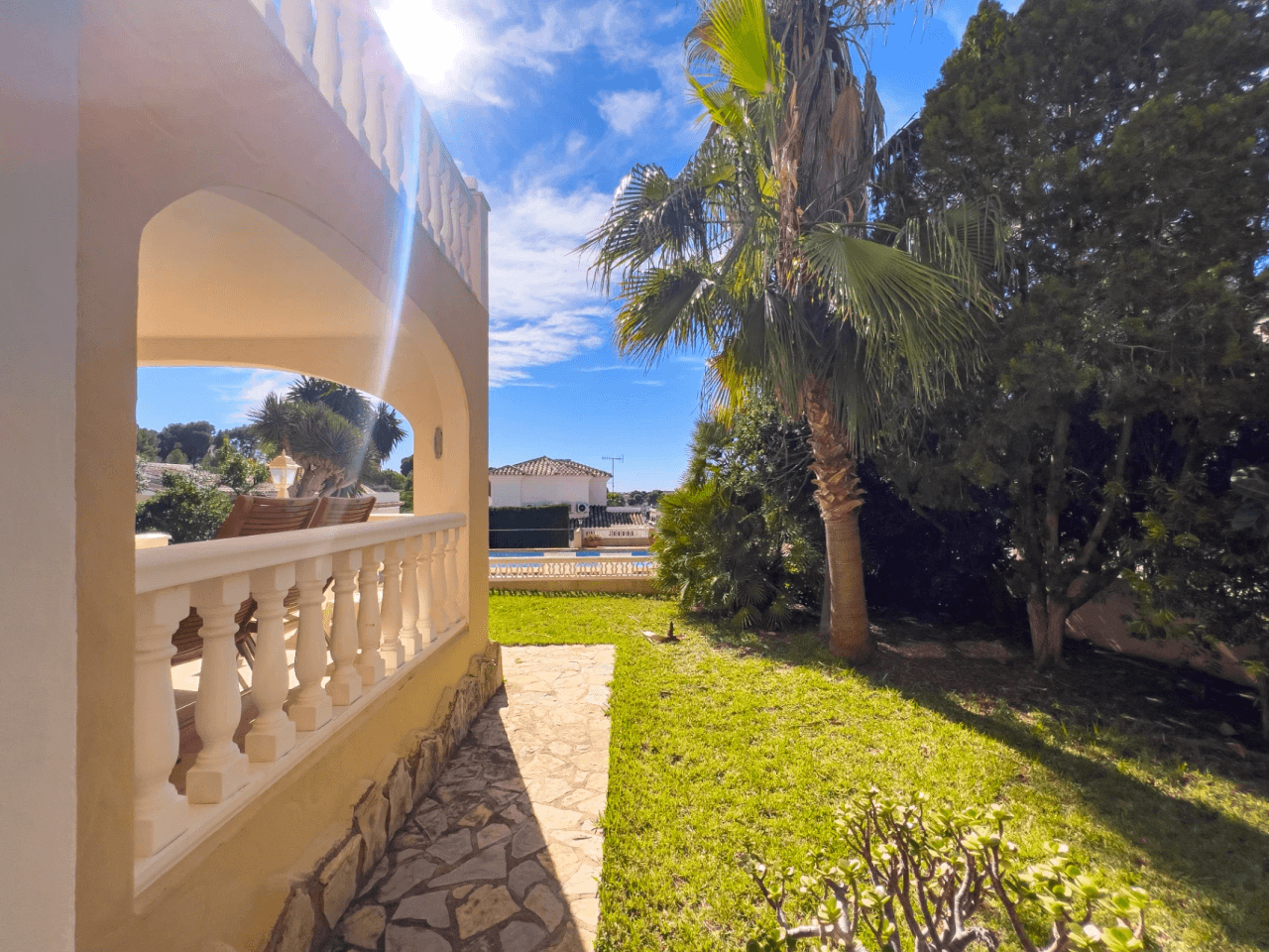 Zeezicht Villa te koop in Moraira op loopafstand van het centrum