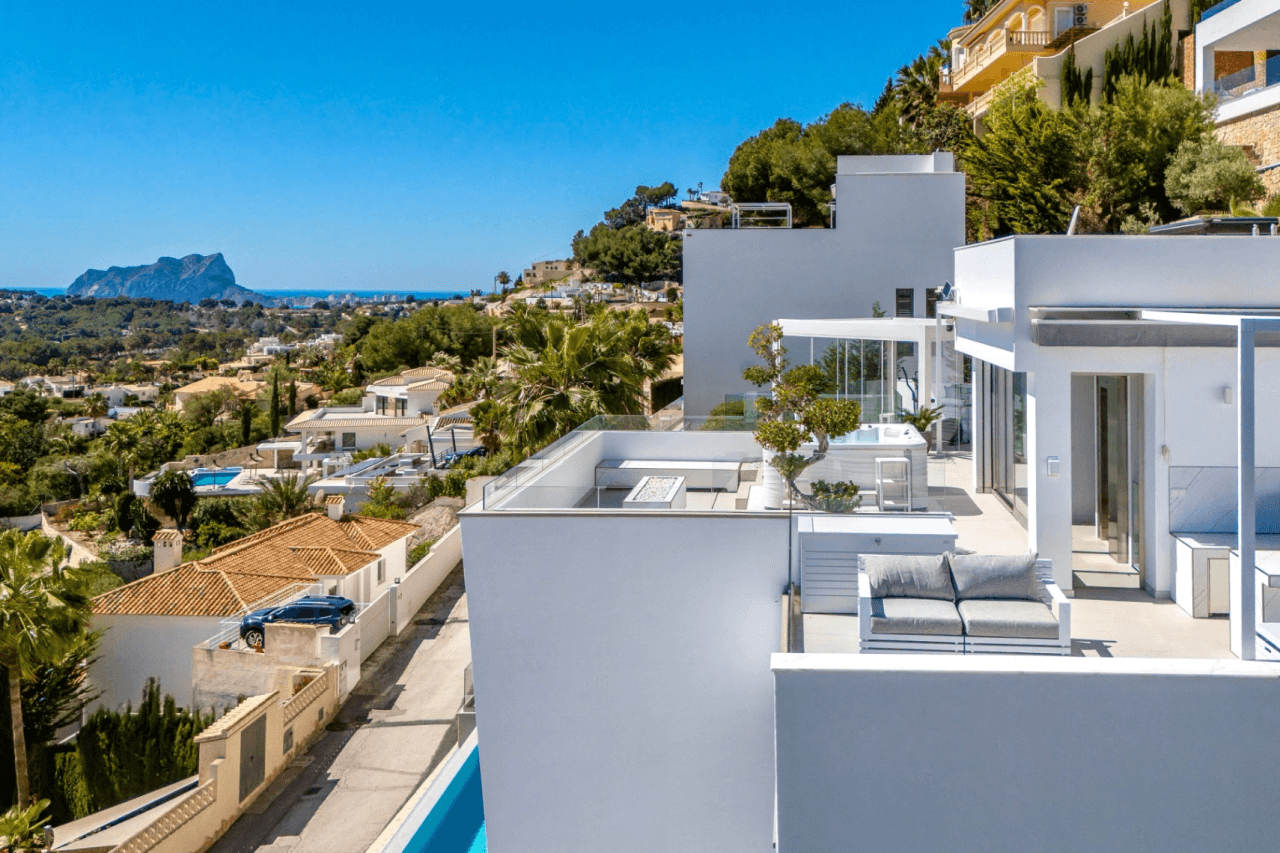 Uitzonderlijke Luxe Villa in Moraira – Waar Design, Technologie en Zeezicht Samenkomen