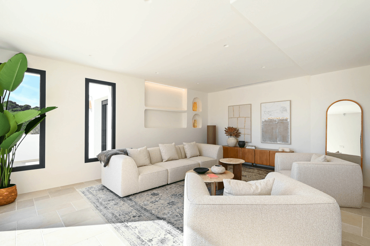 Exclusieve designvilla in Moraira met luxe buitenleven en panoramisch uitzicht