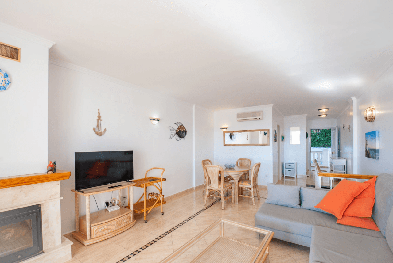 Charmant appartement met prachtig uitzicht op zee in Moraira