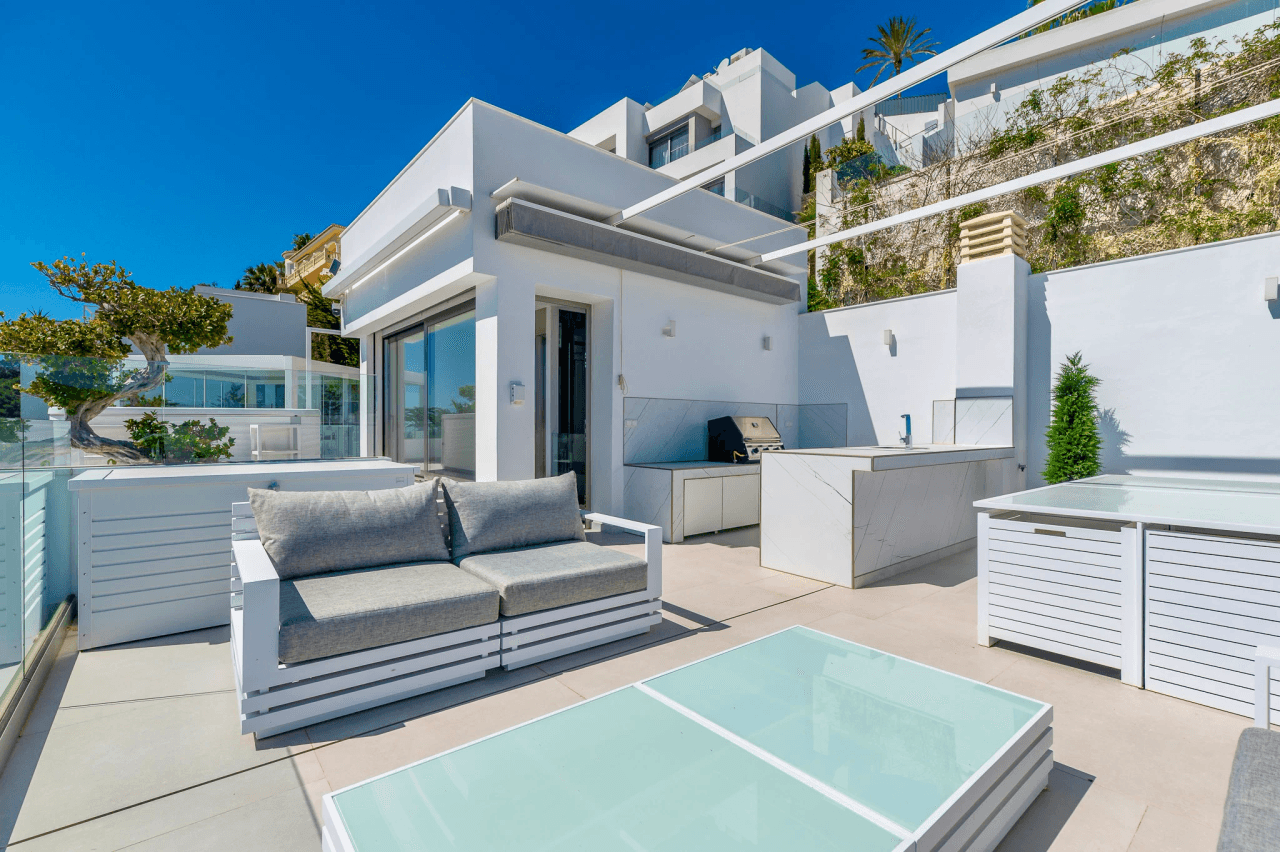 Uitzonderlijke Luxe Villa in Moraira – Waar Design, Technologie en Zeezicht Samenkomen