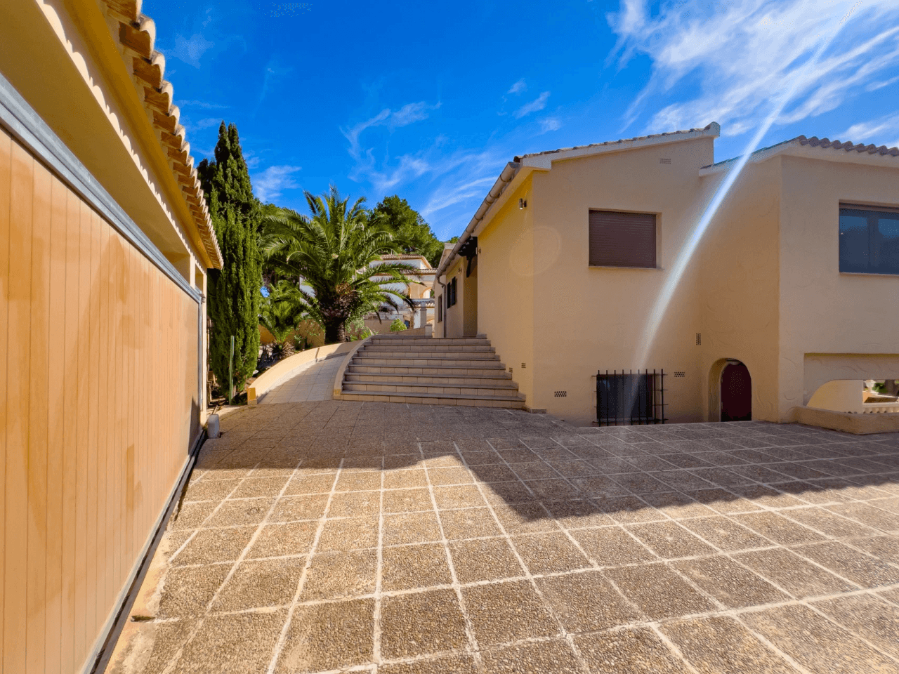 Zeezicht Villa te koop in Moraira op loopafstand van het centrum