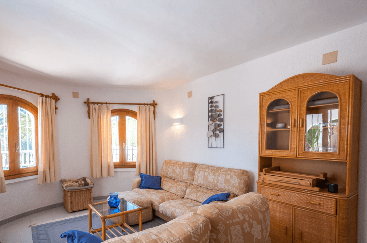 Mediterrane Villa mit Südwest-Ausrichtung in Benissa nahe dem San Jaime Golfclub.