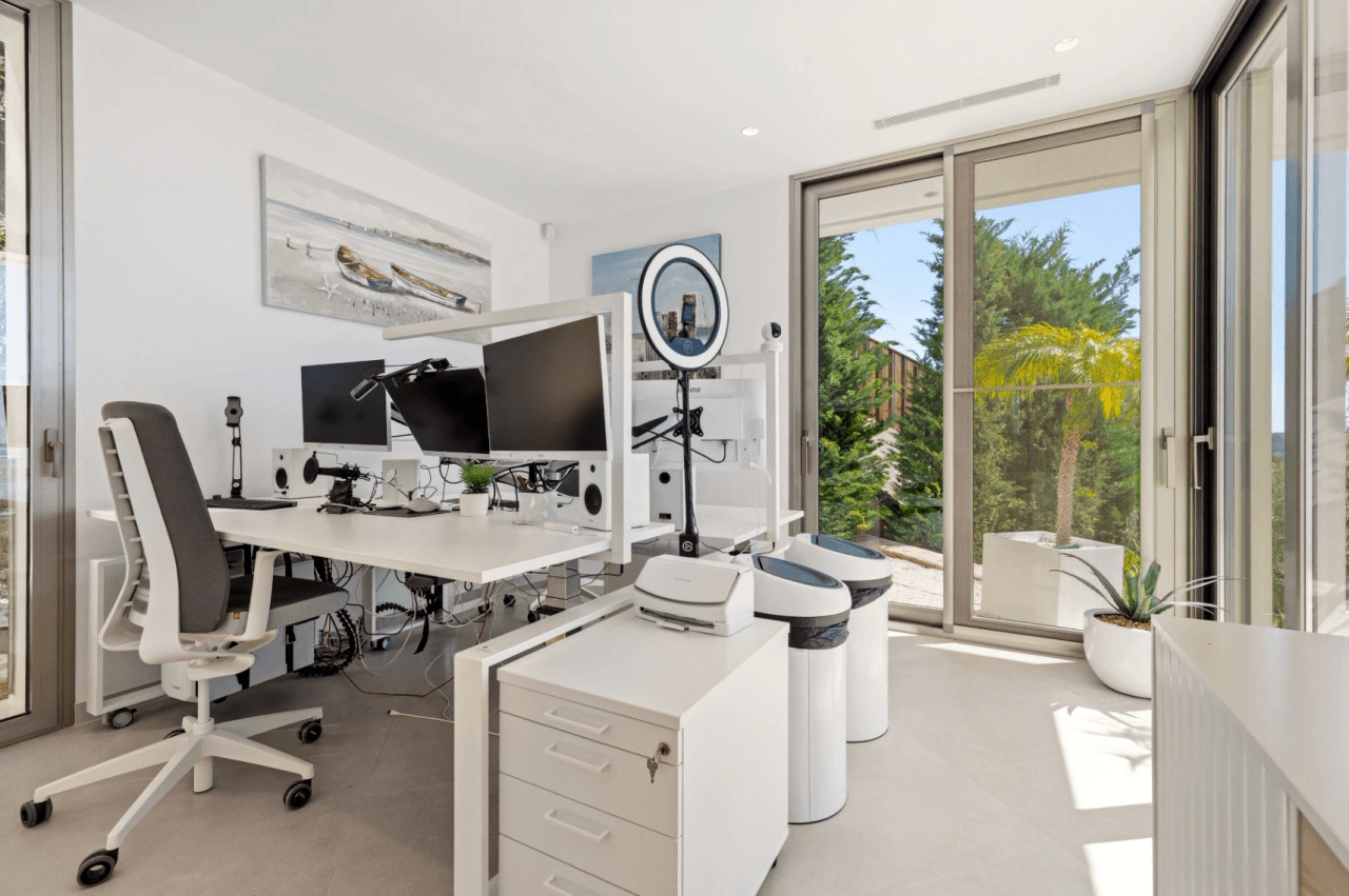 Uitzonderlijke Luxe Villa in Moraira – Waar Design, Technologie en Zeezicht Samenkomen