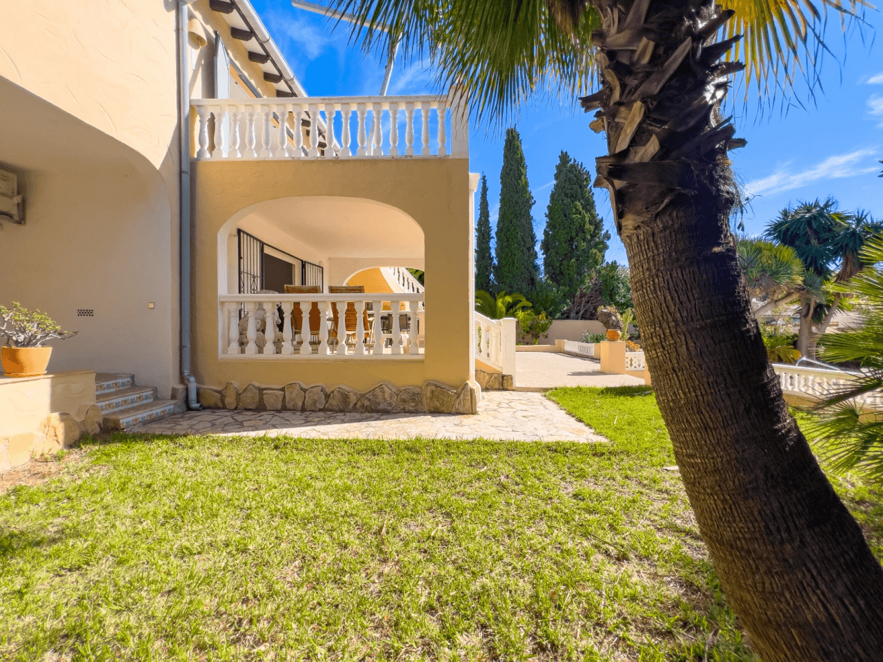 Zeezicht Villa te koop in Moraira op loopafstand van het centrum