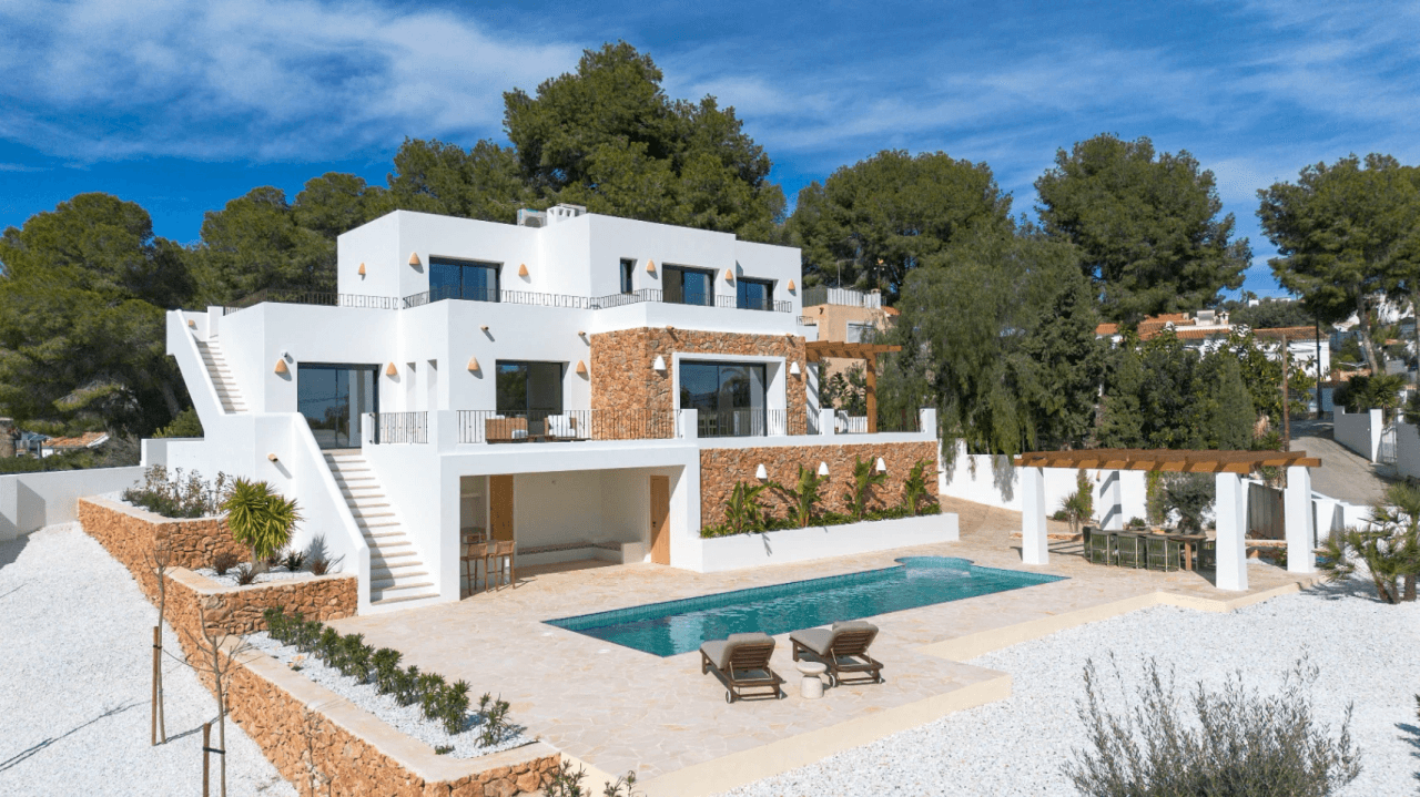 Villa for sale in Moraira, Alicante