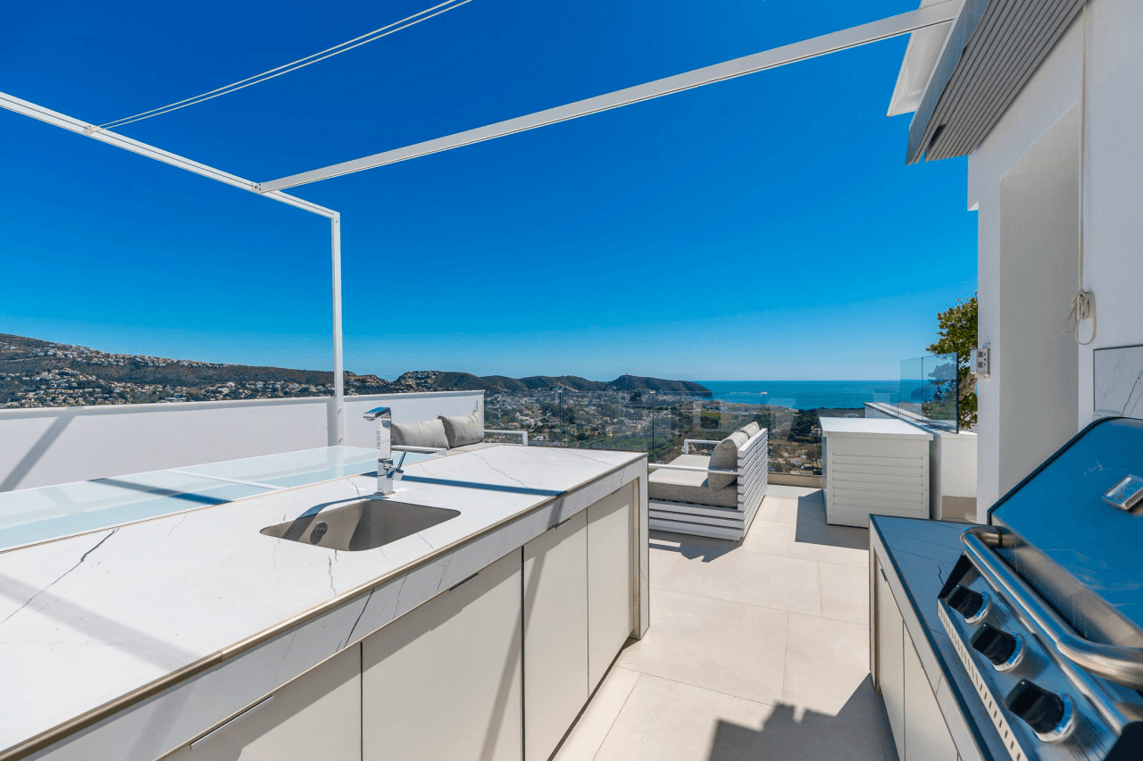 Uitzonderlijke Luxe Villa in Moraira – Waar Design, Technologie en Zeezicht Samenkomen