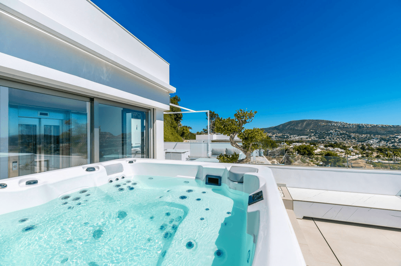 Uitzonderlijke Luxe Villa in Moraira – Waar Design, Technologie en Zeezicht Samenkomen