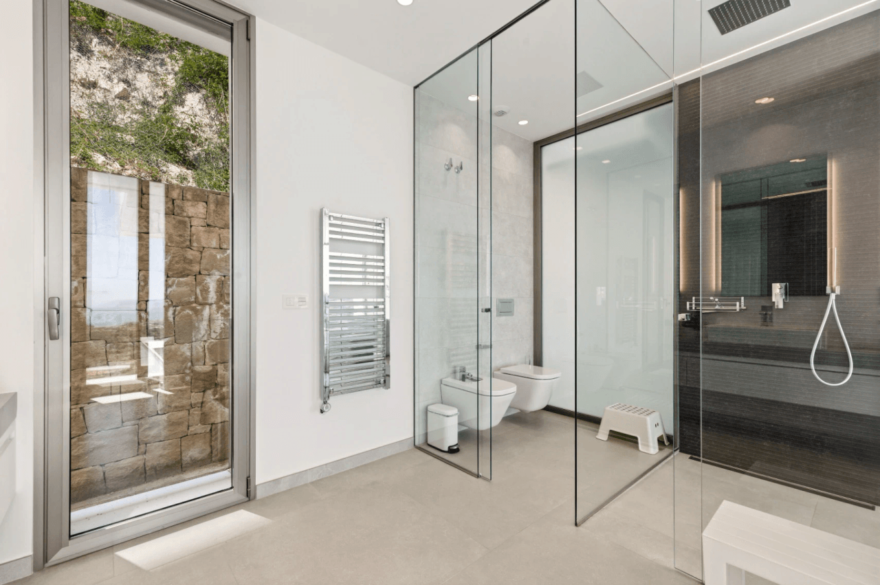 Uitzonderlijke Luxe Villa in Moraira – Waar Design, Technologie en Zeezicht Samenkomen