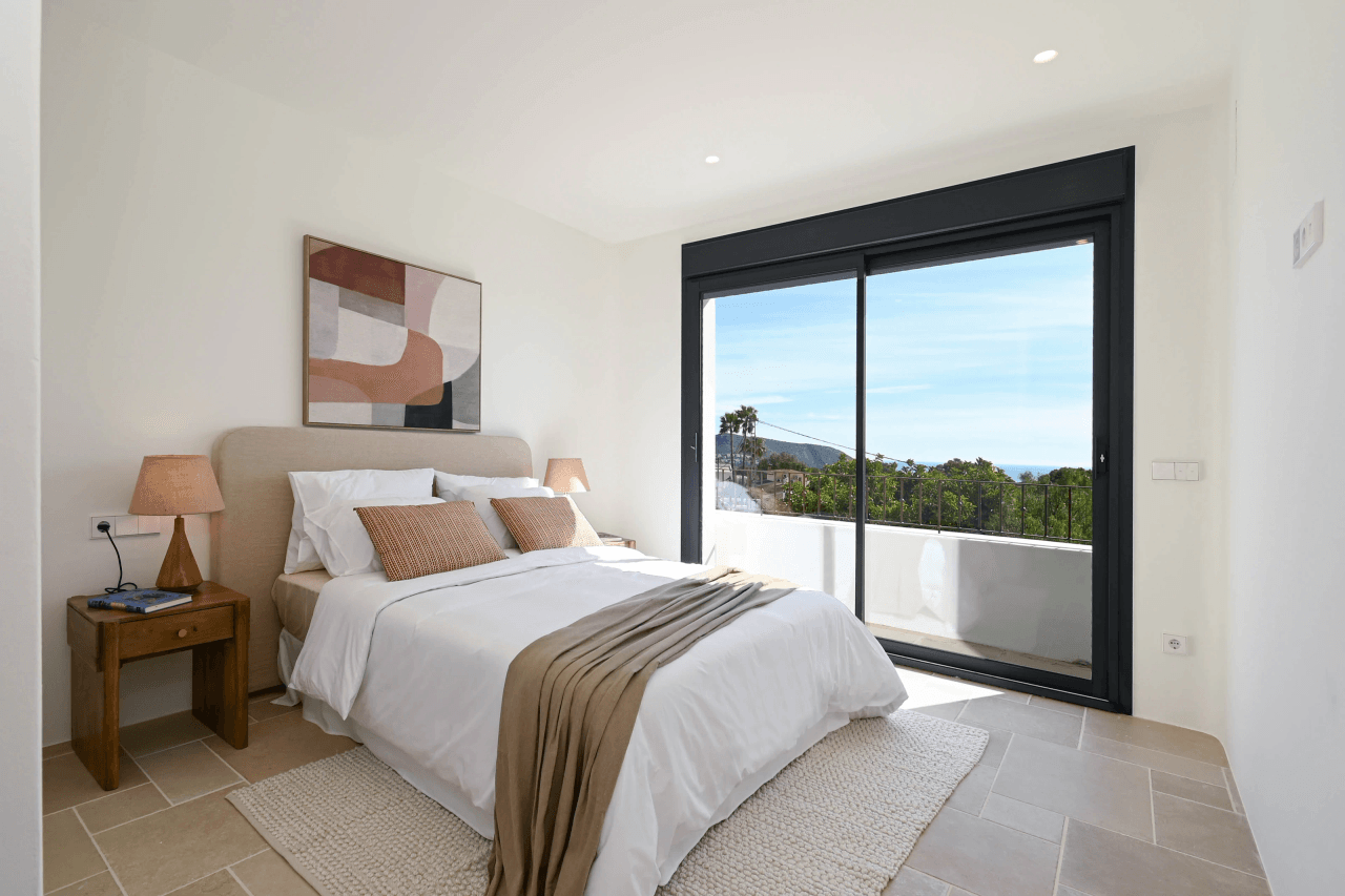 Exclusieve designvilla in Moraira met luxe buitenleven en panoramisch uitzicht
