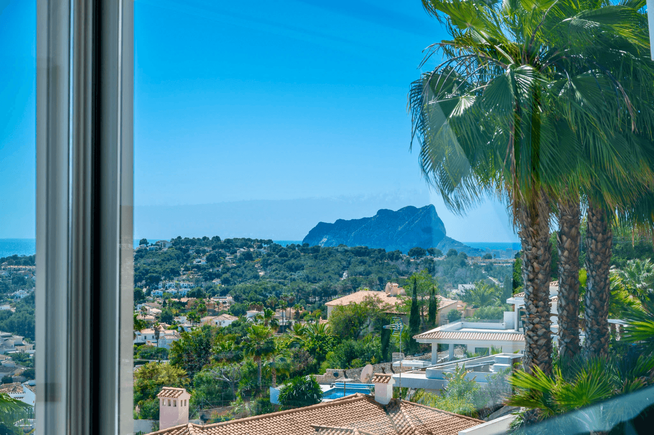 Uitzonderlijke Luxe Villa in Moraira – Waar Design, Technologie en Zeezicht Samenkomen