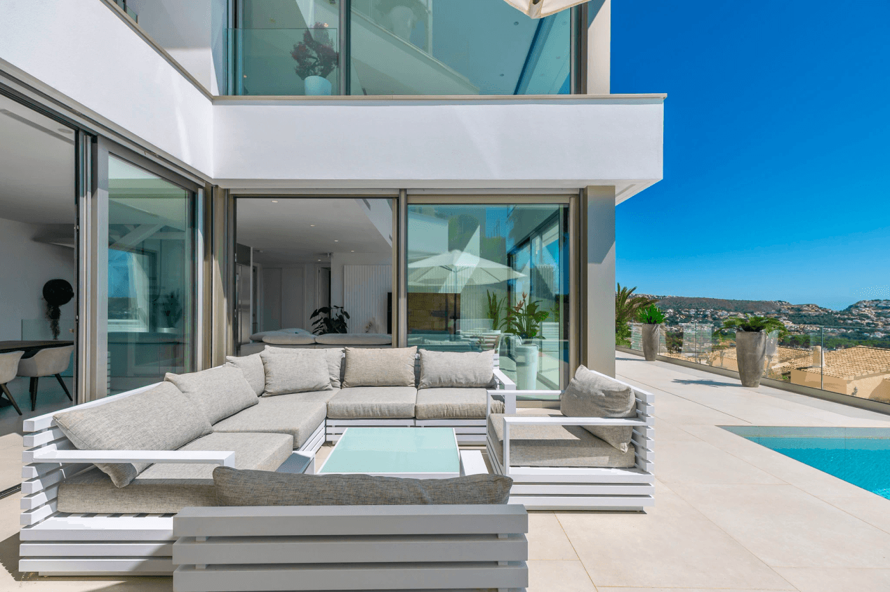 Uitzonderlijke Luxe Villa in Moraira – Waar Design, Technologie en Zeezicht Samenkomen