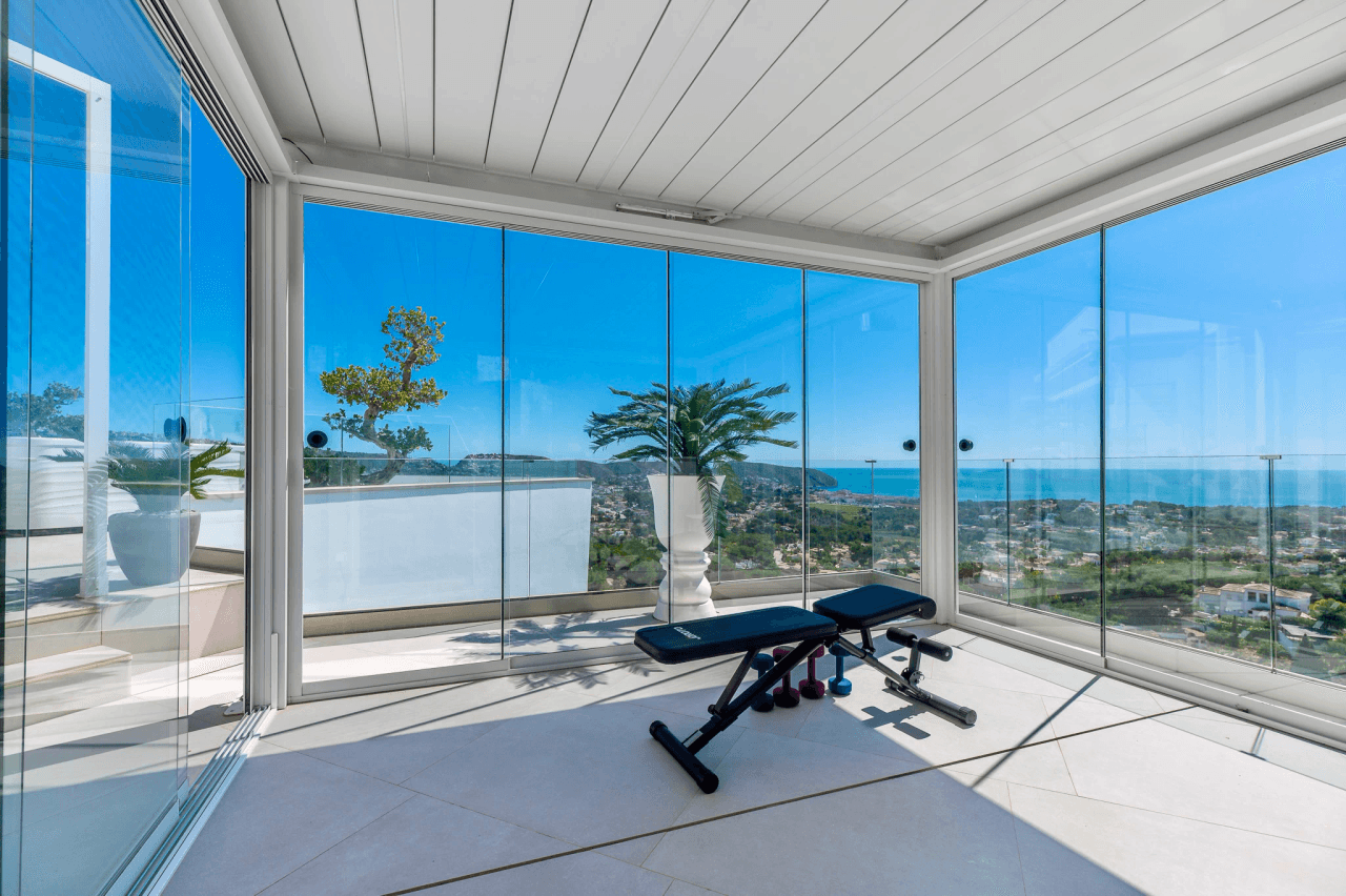 Uitzonderlijke Luxe Villa in Moraira – Waar Design, Technologie en Zeezicht Samenkomen