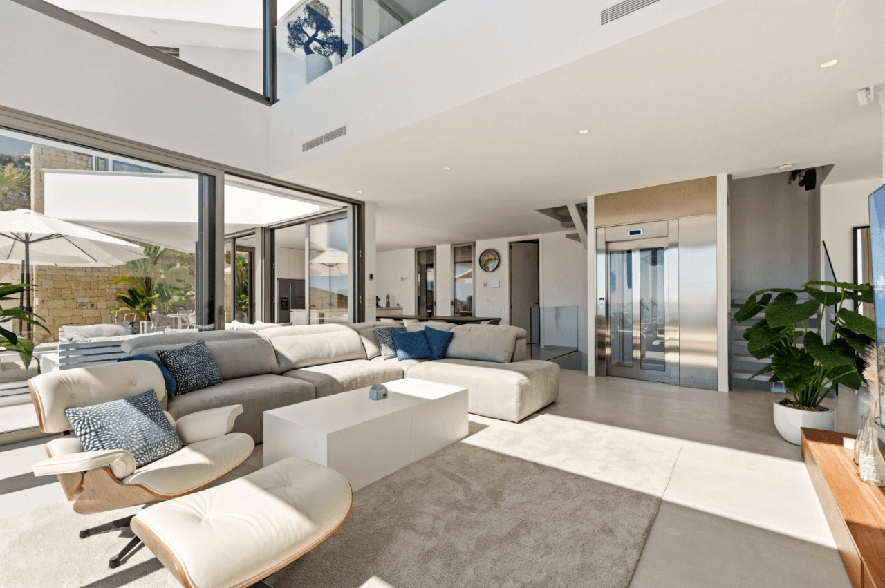 Uitzonderlijke Luxe Villa in Moraira – Waar Design, Technologie en Zeezicht Samenkomen