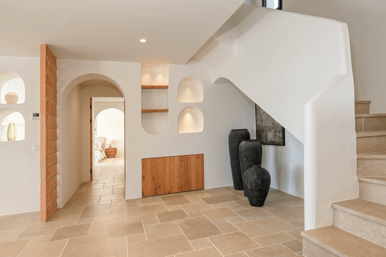 Exclusieve designvilla in Moraira met luxe buitenleven en panoramisch uitzicht