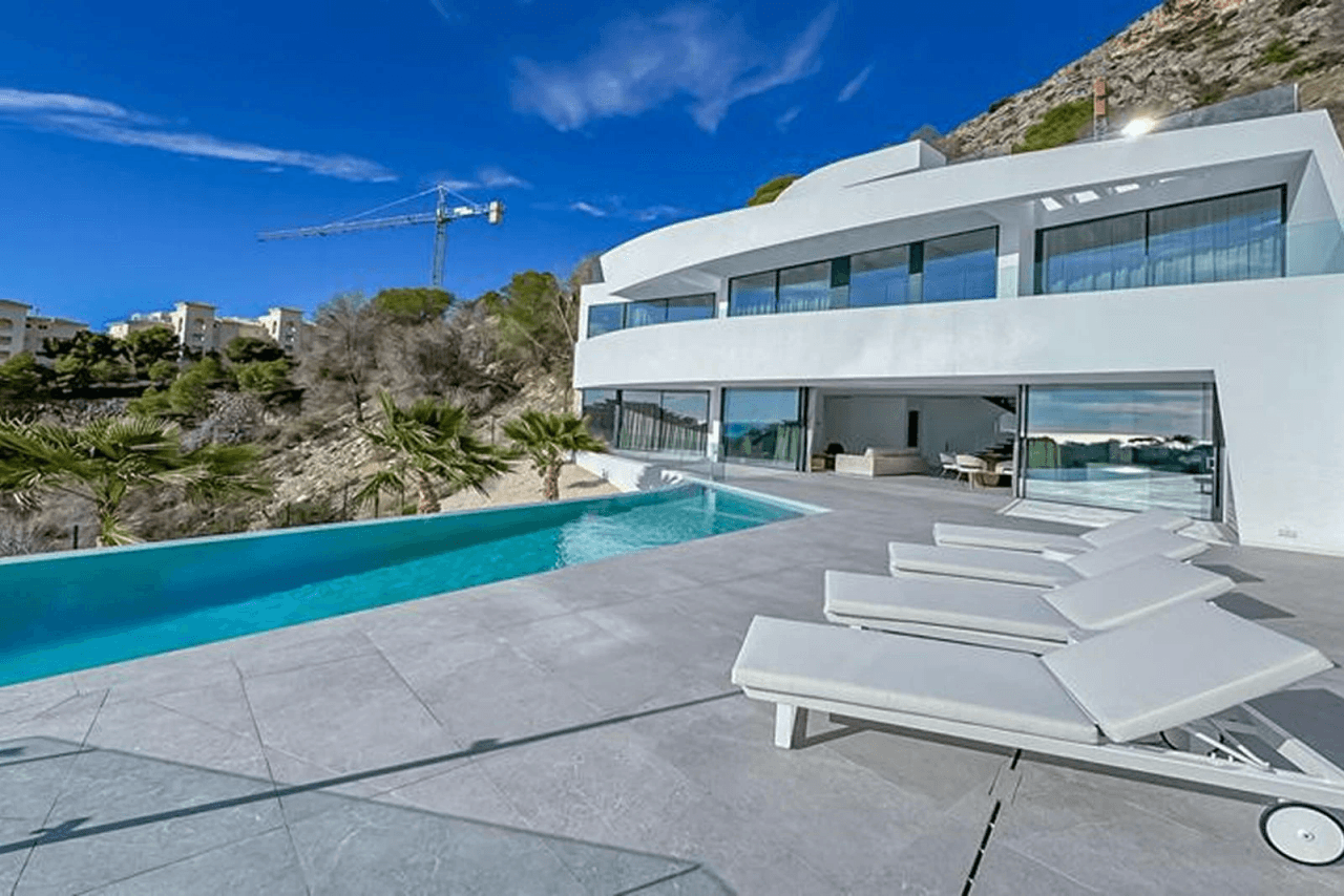 Stunning Modern Villa with Infinity Pool & Panoramic Sea Views in Altea Hills