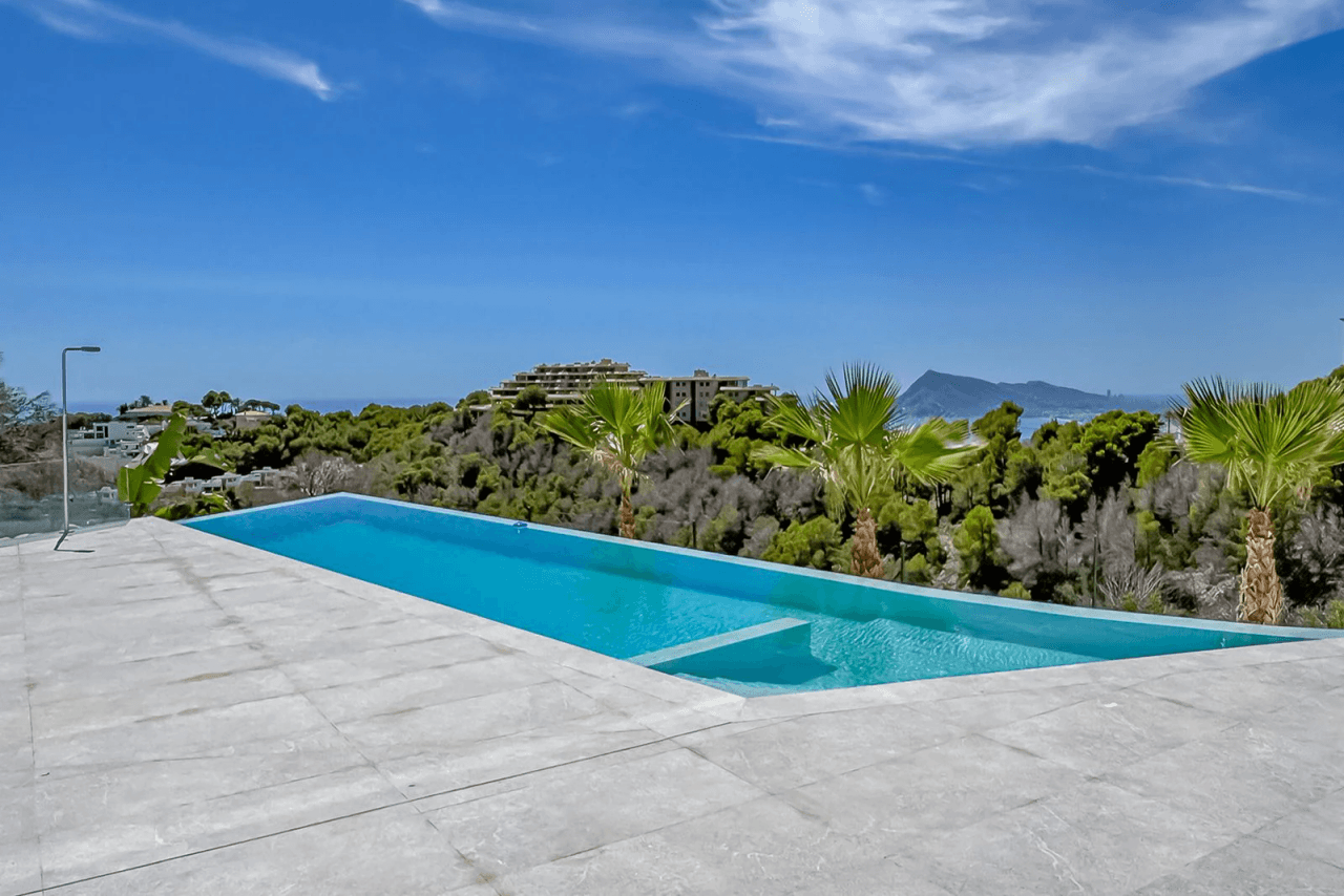 Stunning Modern Villa with Infinity Pool & Panoramic Sea Views in Altea Hills