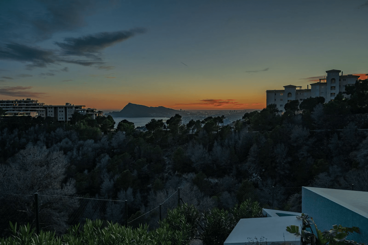 Stunning Modern Villa with Infinity Pool & Panoramic Sea Views in Altea Hills