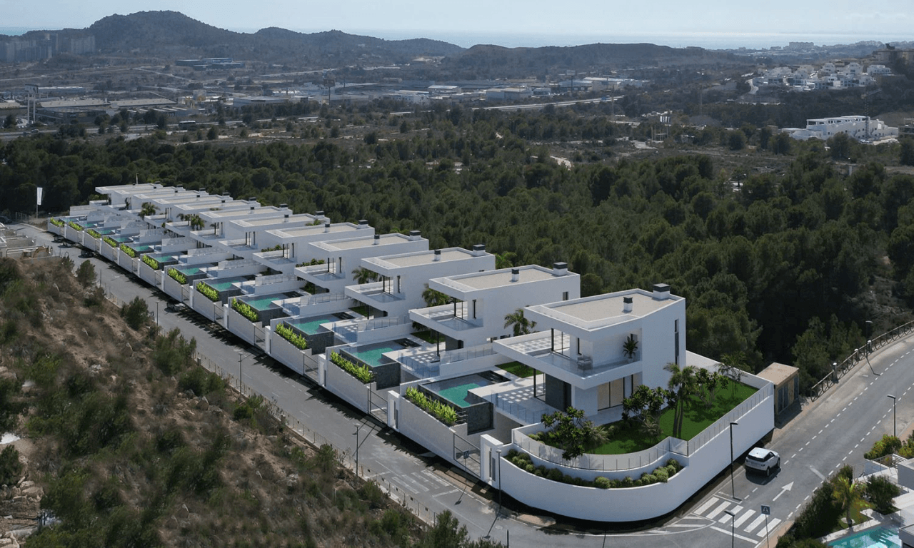 Luxury Villa with Infinity Pool in Sierra Cortina